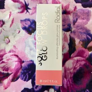 Radial Soft Focus Glow Drops